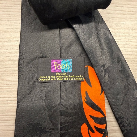 Disney Tie with Winnie the Pooh and Tigger - Black, Yellow, Orange - Picture 5 of 5